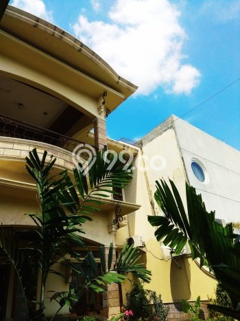 Ready to Use! Luxury House LT 500m2 Desain Modern di Cipete Ready to Use! Luxury House LT 500m2 Desain Modern di Cipete