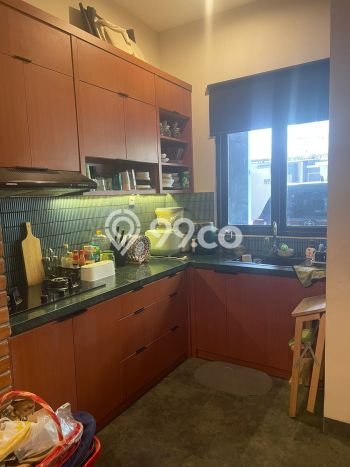 Rumah Modern 3 KT di Bintaro Tangerang Selatan Semi Furnished Rumah Modern 3 KT di Bintaro Tangerang Selatan Semi Furnished