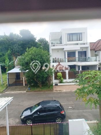 Hunian Mewah LB 120m2 Siap Pakai Desain Elegan di BSD Nusaloka, Tangerang Hunian Mewah LB 120m2 Siap Pakai Desain Elegan di BSD Nusaloka, Tangerang