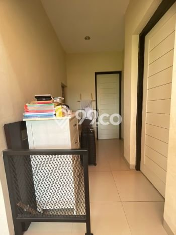 Rumah Modern 3 KT di Bintaro Tangerang Selatan Semi Furnished Rumah Modern 3 KT di Bintaro Tangerang Selatan Semi Furnished