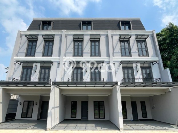 Rumah Elit LB 227m2 Siap Huni Desain Elegan di Mampang, Jakarta Selatan Rumah Elit LB 227m2 Siap Huni Desain Elegan di Mampang, Jakarta Selatan