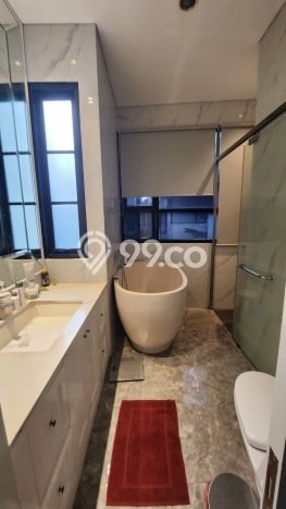 Ready to Use! Luxury House LT 124m2 Desain Elegan di Lebak Bulus Ready to Use! Luxury House LT 124m2 Desain Elegan di Lebak Bulus