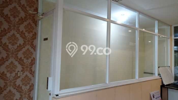 Unit Ruko Dijual di Jakarta Barat LT 120m2 & LB 250m2 Unit Ruko Dijual di Jakarta Barat LT 120m2 & LB 250m2