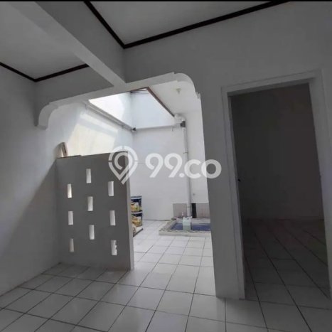 Dijual Hunian Rumah Terawat 3 Kamar di Pondok Kelapa, Jakarta Timur Dijual Hunian Rumah Terawat 3 Kamar di Pondok Kelapa, Jakarta Timur