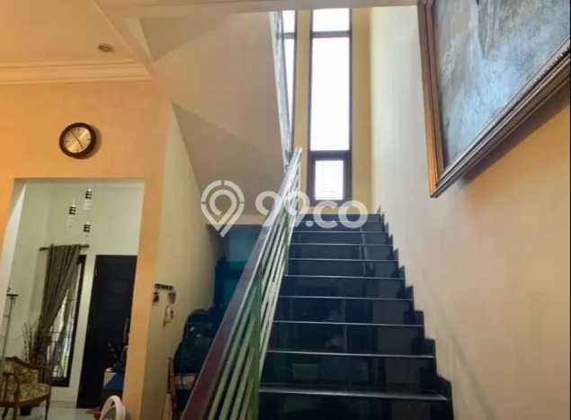 Dijual Rumah Luas Megah Dengan View Cantik di Rawamangun, Jakarta Timur Dijual Rumah Luas Megah Dengan View Cantik di Rawamangun, Jakarta Timur