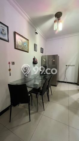 For Sale Rumah 5 Kamar Lokasi Strategis Bagus dan Strategis di Duren Sawit For Sale Rumah 5 Kamar Lokasi Strategis Bagus dan Strategis di Duren Sawit