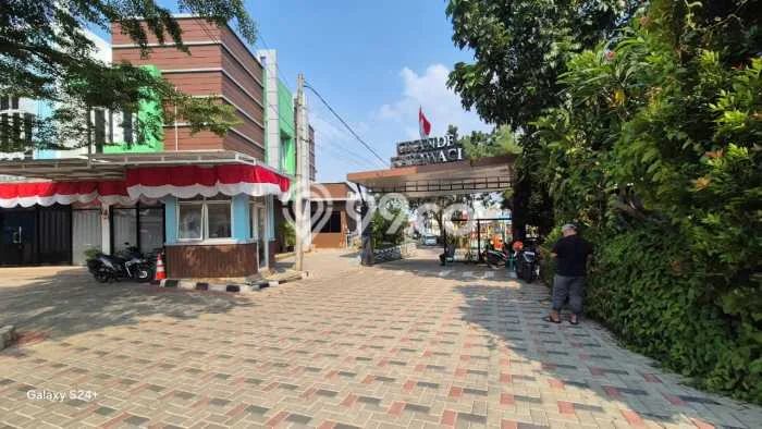 For Sale Rumah 3 Kamar Lokasi Strategis Nyaman dan Strategis di Karawaci For Sale Rumah 3 Kamar Lokasi Strategis Nyaman dan Strategis di Karawaci