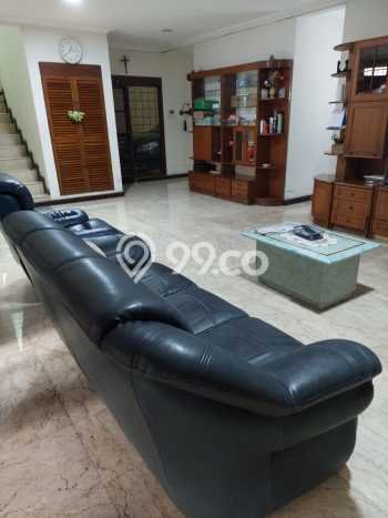 Rumah Elit Modern Siap Huni di Meruya Jakarta Barat Rumah Elit Modern Siap Huni di Meruya Jakarta Barat