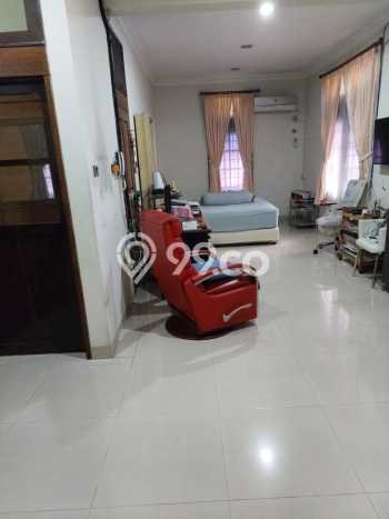 Rumah Elit Modern Siap Huni di Meruya Jakarta Barat Rumah Elit Modern Siap Huni di Meruya Jakarta Barat