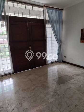 Rumah Elit Modern Siap Huni di Meruya Jakarta Barat Rumah Elit Modern Siap Huni di Meruya Jakarta Barat