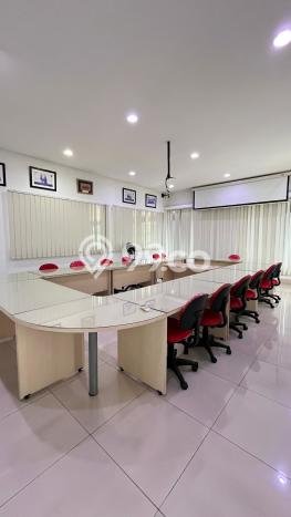 Untuk Dijual! Komersial di Cikarang Bekasi LT 9880m2 / LB 3939m2 Kawasan Bisnis Untuk Dijual! Komersial di Cikarang Bekasi LT 9880m2 / LB 3939m2 Kawasan Bisnis