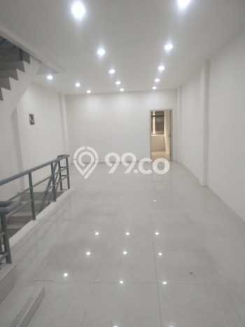 Unit Ruko Dijual di Jakarta Pusat LT 75m2 & LB 300m2 Unit Ruko Dijual di Jakarta Pusat LT 75m2 & LB 300m2
