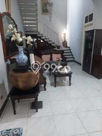 Hunian Elit LB 348m2 Siap Huni Desain Elegan di Meruya, Jakarta Barat Hunian Elit LB 348m2 Siap Huni Desain Elegan di Meruya, Jakarta Barat