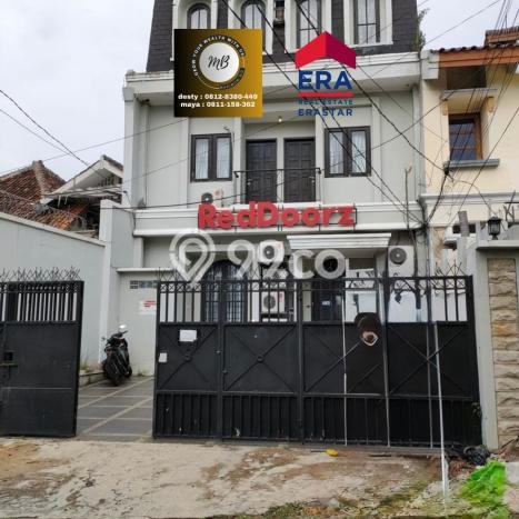 Rumah Elit Modern Siap Huni di Gandaria Jakarta Selatan Rumah Elit Modern Siap Huni di Gandaria Jakarta Selatan