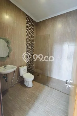 Rumah Elit LB 180m2 Siap Huni Desain Elegan di Bintaro, Tangerang Selatan Rumah Elit LB 180m2 Siap Huni Desain Elegan di Bintaro, Tangerang Selatan