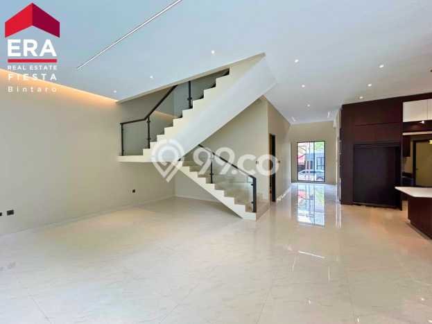 Jual Rumah Mewah Megah Dengan View Eksklusif di Bintaro, Tangerang Selatan Jual Rumah Mewah Megah Dengan View Eksklusif di Bintaro, Tangerang Selatan