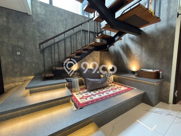Rumah Elit LB 254m2 Siap Huni Desain Elegan di Bintaro, Tangerang Selatan Rumah Elit LB 254m2 Siap Huni Desain Elegan di Bintaro, Tangerang Selatan