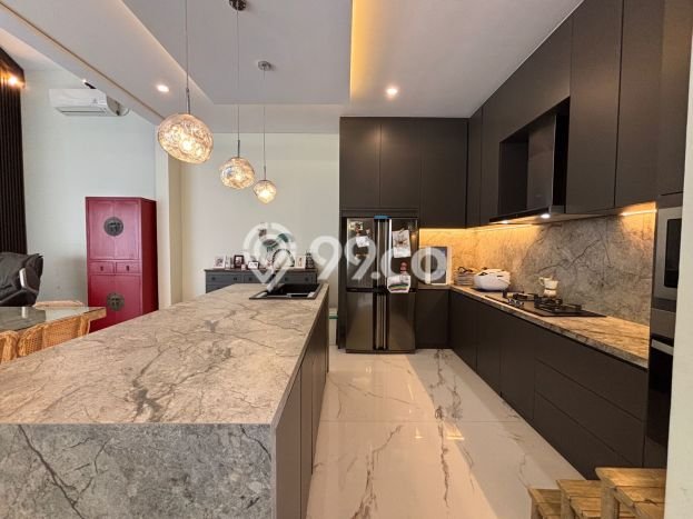 Rumah Elit LB 254m2 Siap Huni Desain Elegan di Bintaro, Tangerang Selatan Rumah Elit LB 254m2 Siap Huni Desain Elegan di Bintaro, Tangerang Selatan