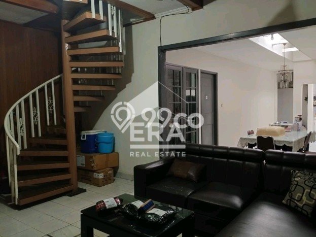 Dijual Kost 19 Kamar di Jakarta Selatan untuk Investasi Anda Dijual Kost 19 Kamar di Jakarta Selatan untuk Investasi Anda