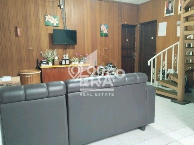 Dijual Kost 19 Kamar di Jakarta Selatan untuk Investasi Anda Dijual Kost 19 Kamar di Jakarta Selatan untuk Investasi Anda