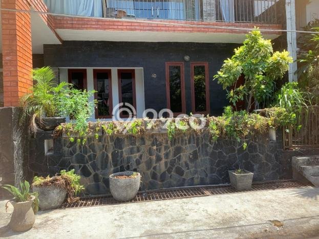 Rumah Nyaman 4 KT LB 260m2 Kondisi Bagus di Sektor 5 - Bintaro Rumah Nyaman 4 KT LB 260m2 Kondisi Bagus di Sektor 5 - Bintaro