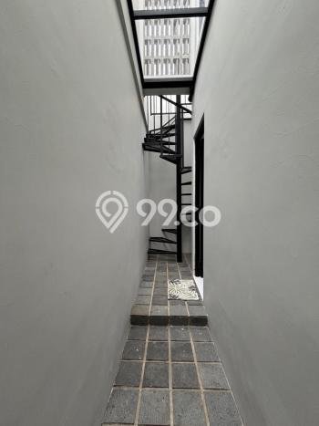 Dijual Rumah Luas Elegan Dengan View Eksklusif di Bintaro, Tangerang Selatan Dijual Rumah Luas Elegan Dengan View Eksklusif di Bintaro, Tangerang Selatan
