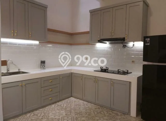 Rumah Elit LB 180m2 Siap Huni Desain Elegan di Bintaro, Tangerang Selatan Rumah Elit LB 180m2 Siap Huni Desain Elegan di Bintaro, Tangerang Selatan