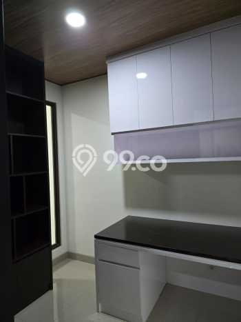 Rumah Lingkungan Nyaman kawasan , Tangerang, LT 160m2m² LB 240m2m² Rumah Lingkungan Nyaman kawasan , Tangerang, LT 160m2m² LB 240m2m²