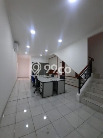 LOKASI STRATEGIS! Ruko For Rent di Gading Serpong, Luas 65m², Pusat Niaga LOKASI STRATEGIS! Ruko For Rent di Gading Serpong, Luas 65m², Pusat Niaga