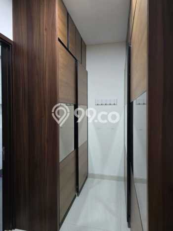 Rumah Lingkungan Nyaman kawasan , Tangerang, LT 160m2m² LB 240m2m² Rumah Lingkungan Nyaman kawasan , Tangerang, LT 160m2m² LB 240m2m²