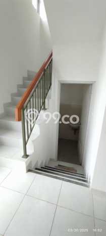 SPECIAL PRICE! Rumah area Gading Serpong, 3 KT, Akses Mudah Fasilitas Umum, Luas 96m² LB 90m² SPECIAL PRICE! Rumah area Gading Serpong, 3 KT, Akses Mudah Fasilitas Umum, Luas 96m² LB 90m²