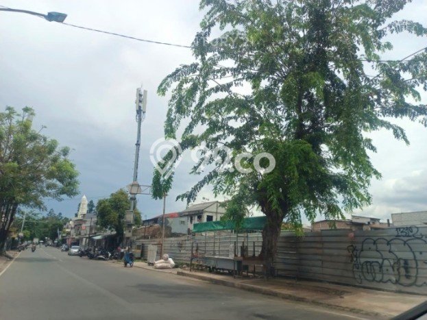 Tanah Dijual Lokasi Strategis di Jakarta Timur dengan Luas 2200m2 Tanah Dijual Lokasi Strategis di Jakarta Timur dengan Luas 2200m2