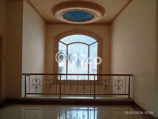 Rumah Luxury Modern Tanpa Renovasi di Pantai Indah Kapuk Jakarta Utara Rumah Luxury Modern Tanpa Renovasi di Pantai Indah Kapuk Jakarta Utara
