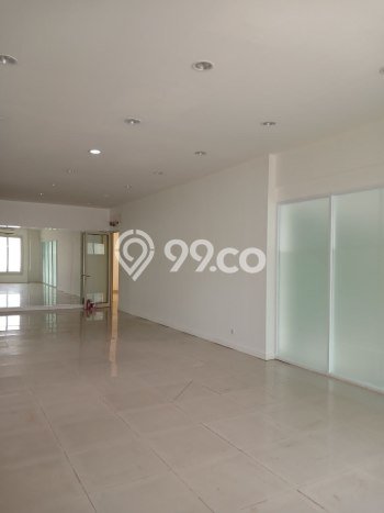 Komersial untuk disewa di Kebayoran Baru punya LT 320m2 & LB 320m2 harga sewa kompetitif Komersial untuk disewa di Kebayoran Baru punya LT 320m2 & LB 320m2 harga sewa kompetitif