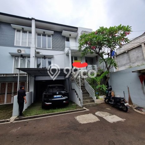 Hunian Eksklusif Siap Huni LT 144m2 di Cilandak, Jakarta Selatan Hunian Eksklusif Siap Huni LT 144m2 di Cilandak, Jakarta Selatan