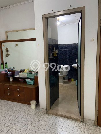 Rumah Elit Modern Tanpa Renovasi di Kedoya Jakarta Barat Rumah Elit Modern Tanpa Renovasi di Kedoya Jakarta Barat