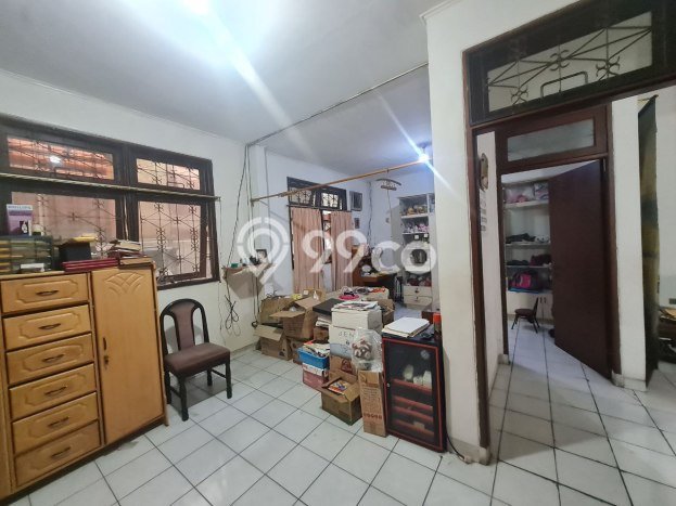 Rumah Luas Asri 4 KT Siap Pakai di Sunrise Garden Jakarta Barat Rumah Luas Asri 4 KT Siap Pakai di Sunrise Garden Jakarta Barat