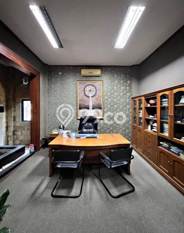 Unit Kantor Dijual di Jakarta Selatan LT 975m2 & LB 786m2 Unit Kantor Dijual di Jakarta Selatan LT 975m2 & LB 786m2