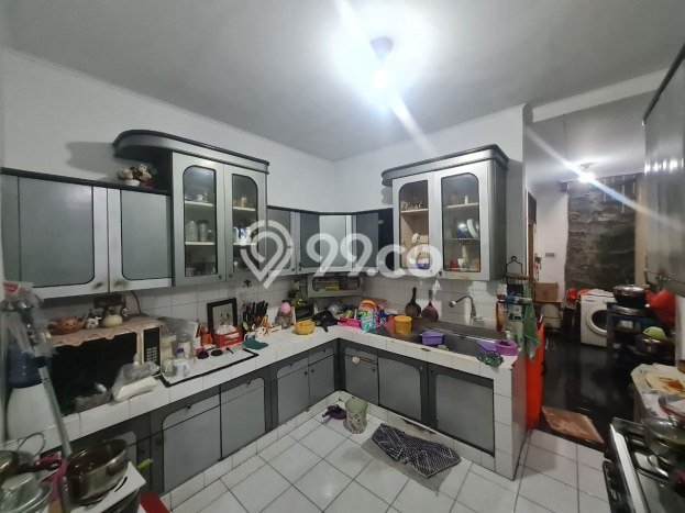Rumah Luas Asri 4 KT Siap Pakai di Sunrise Garden Jakarta Barat Rumah Luas Asri 4 KT Siap Pakai di Sunrise Garden Jakarta Barat