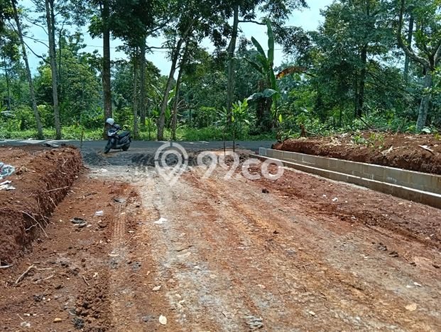 Tanah Komersial Dijual di Gunung Pati Semarang 140m2 Tanah Komersial Dijual di Gunung Pati Semarang 140m2