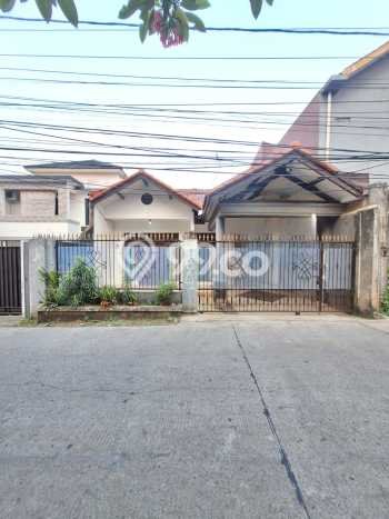Rumah Modern Minimalis 4 KT Bisa Langsung Pindah di Ciputat Rumah Modern Minimalis 4 KT Bisa Langsung Pindah di Ciputat