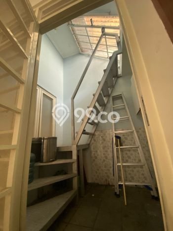 Rumah Strategis Minimalis Lb 90m2 di Lakarsantri, Surabaya Rumah Strategis Minimalis Lb 90m2 di Lakarsantri, Surabaya