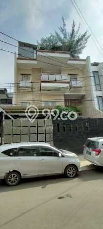 Siap Huni Rumah Mewah 5 Kamar di Kelapa Gading Dekat ke Mana Pun Siap Huni Rumah Mewah 5 Kamar di Kelapa Gading Dekat ke Mana Pun