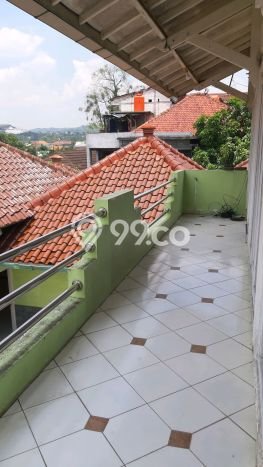 Rumah sewa siap pakai 4 Kamar Tidur di Sampangan, Semarang Rumah sewa siap pakai 4 Kamar Tidur di Sampangan, Semarang
