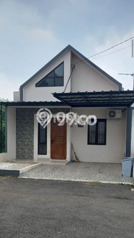 Jual Rumah Harga Miring Cibinong Punya 2 Kamar & LT 85m2 Jual Rumah Harga Miring Cibinong Punya 2 Kamar & LT 85m2