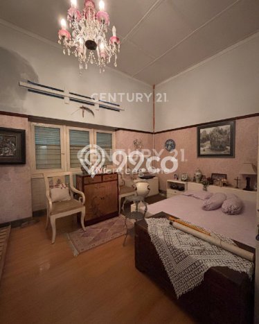 Siap Huni Rumah Mewah 4 Kamar di Menteng Dekat ke Mana Saja Siap Huni Rumah Mewah 4 Kamar di Menteng Dekat ke Mana Saja