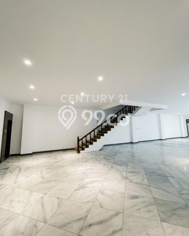 FOR SALE! Kantor di Menteng Jakarta Pusat, LT 1046m2, LB 2400m2 FOR SALE! Kantor di Menteng Jakarta Pusat, LT 1046m2, LB 2400m2