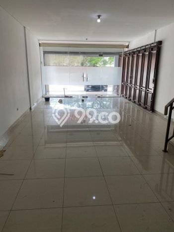 Ruko Disewa di Bandung dengan LB 228m2 Area Komersial Ramai Ruko Disewa di Bandung dengan LB 228m2 Area Komersial Ramai
