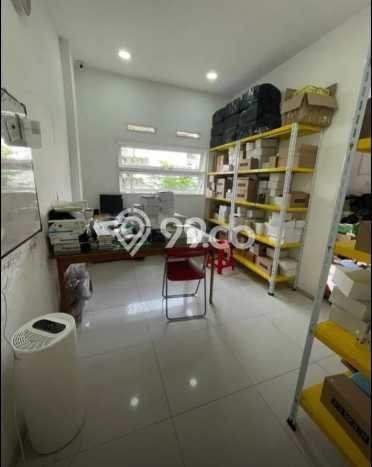Rumah Luas Asri 3 KT Siap Pakai di Cihampelas Bandung Rumah Luas Asri 3 KT Siap Pakai di Cihampelas Bandung