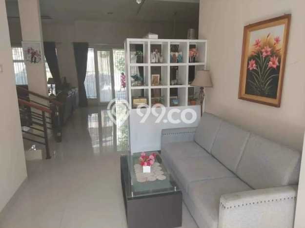 Rumah Luxury di Bandung Lokasi Strategis Kondisi Baik Rumah Luxury di Bandung Lokasi Strategis Kondisi Baik